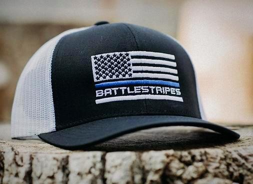 Black/White blue line snap